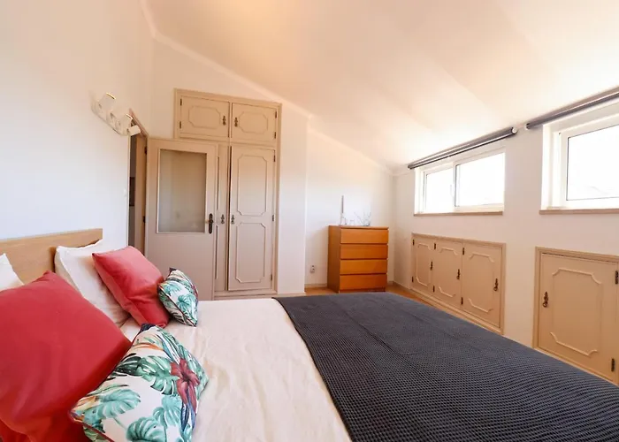 Central Apartment - Viana City Centre
